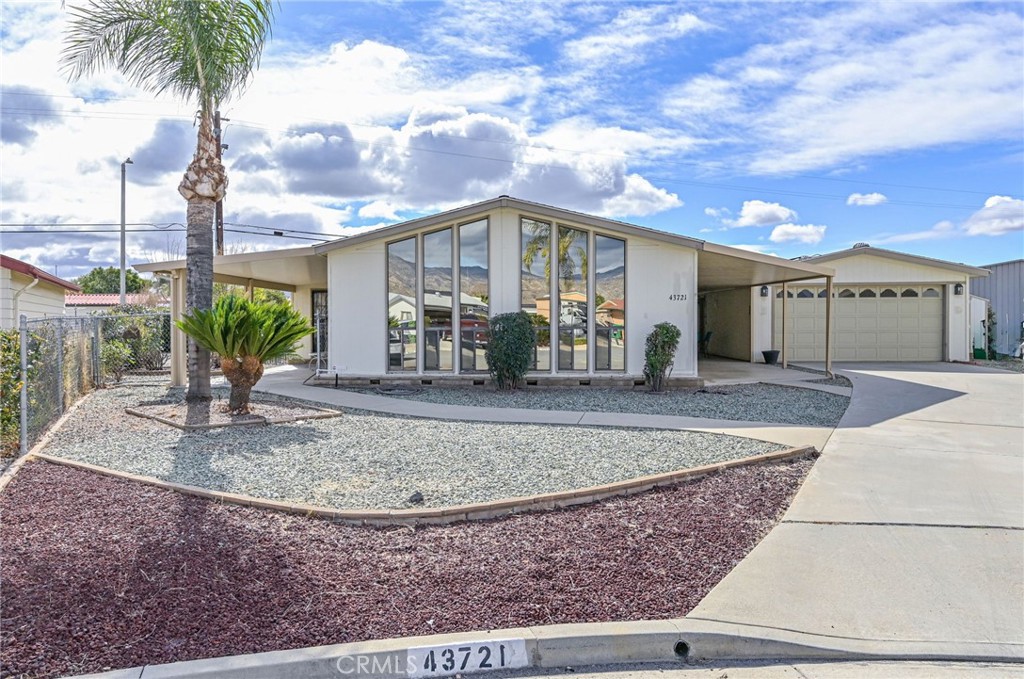 43721 MABLE Court