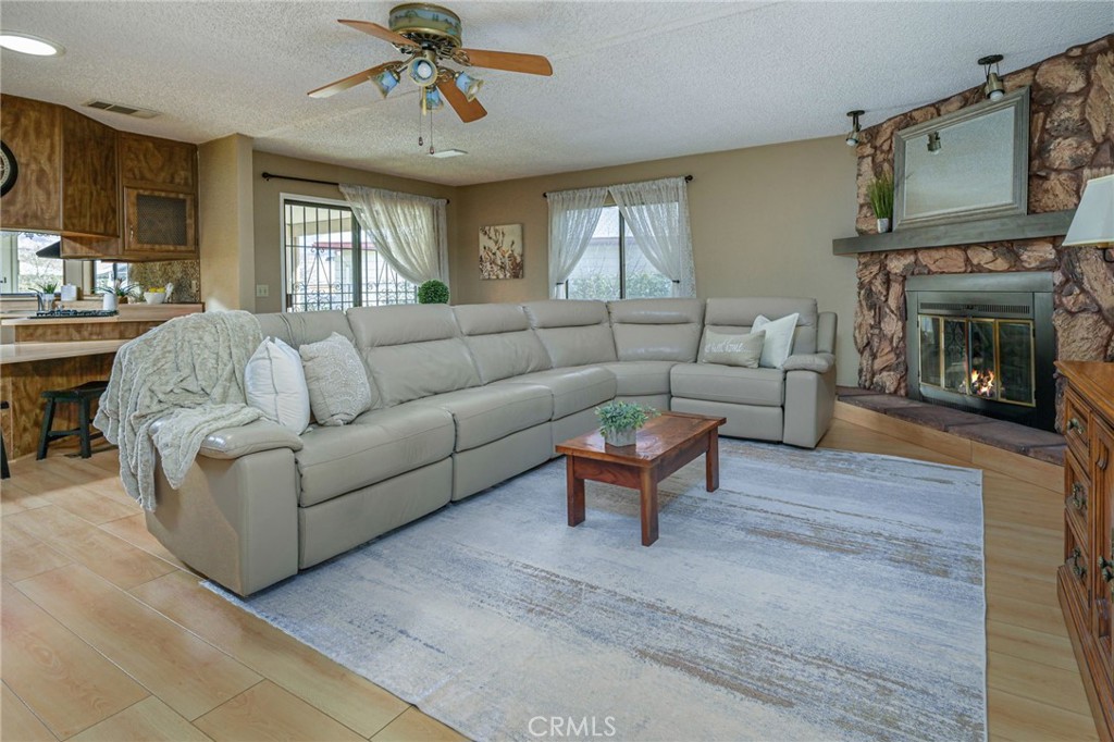 43721 MABLE Court