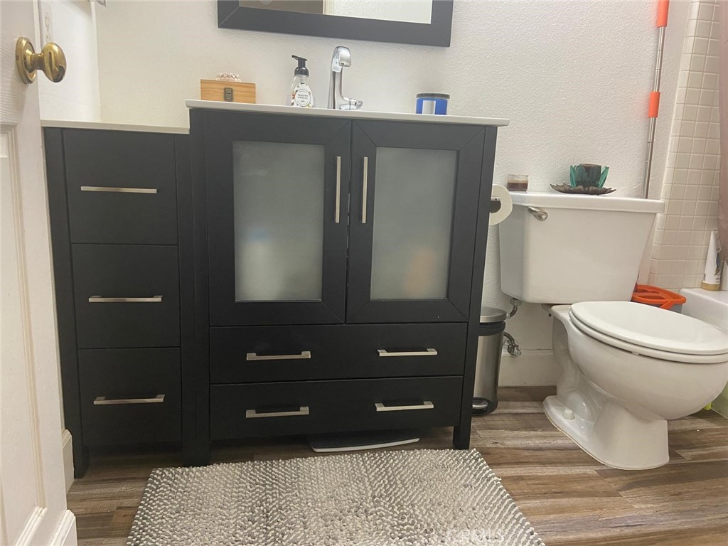 8020 E Goldenrod Lane