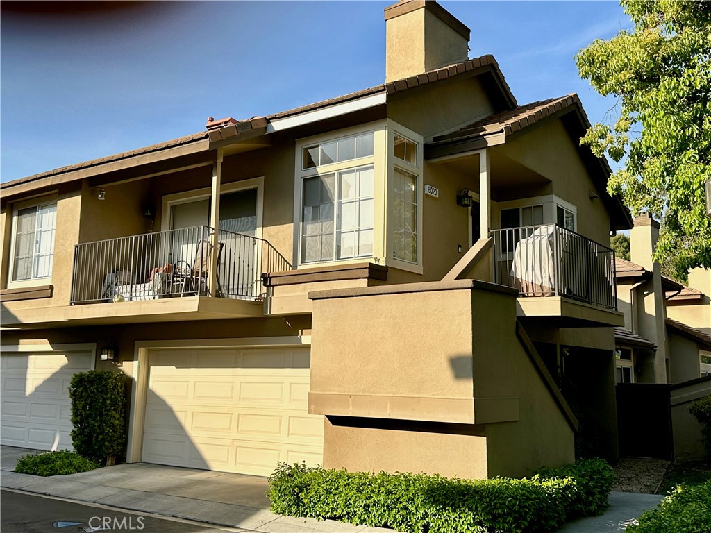 8020 E Goldenrod Lane