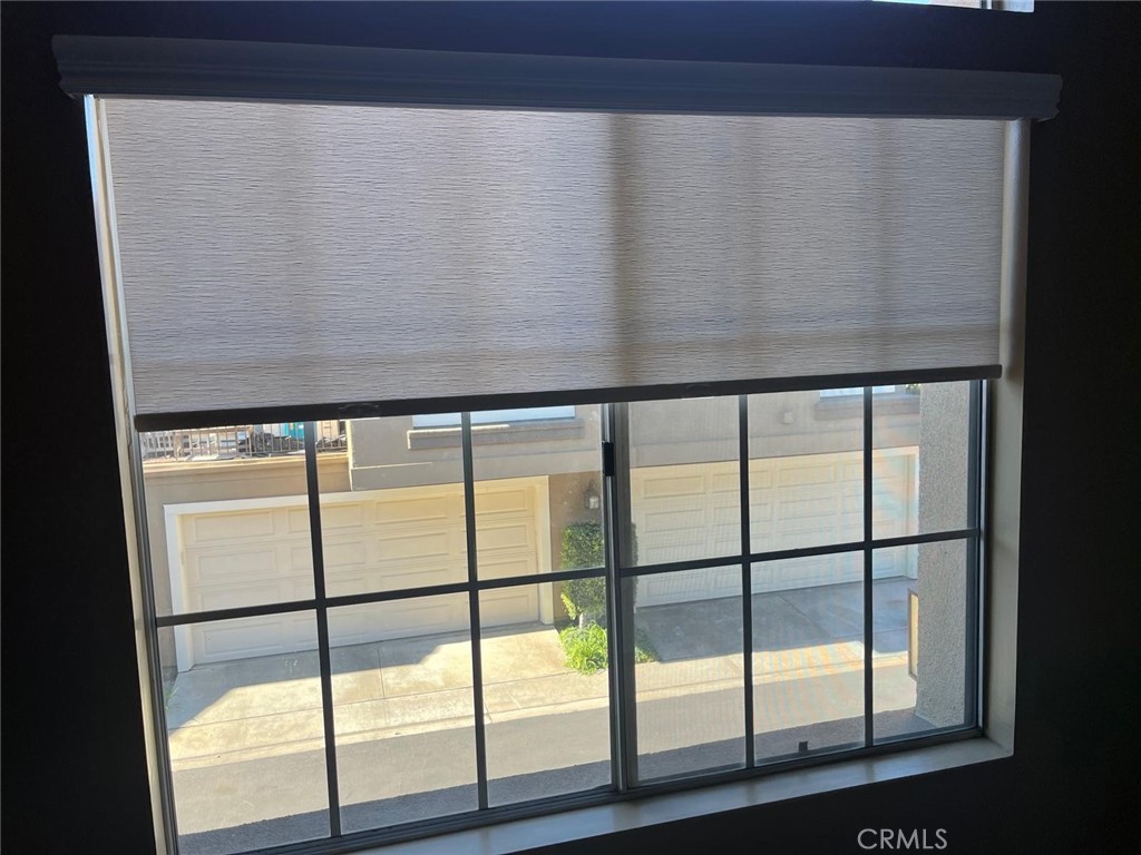 8020 E Goldenrod Lane