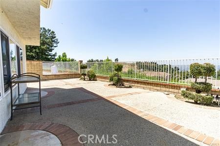 20353 E Crestline Drive