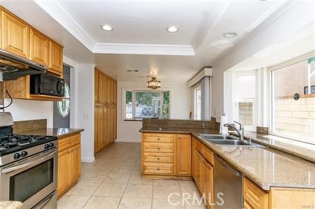 20353 E Crestline Drive