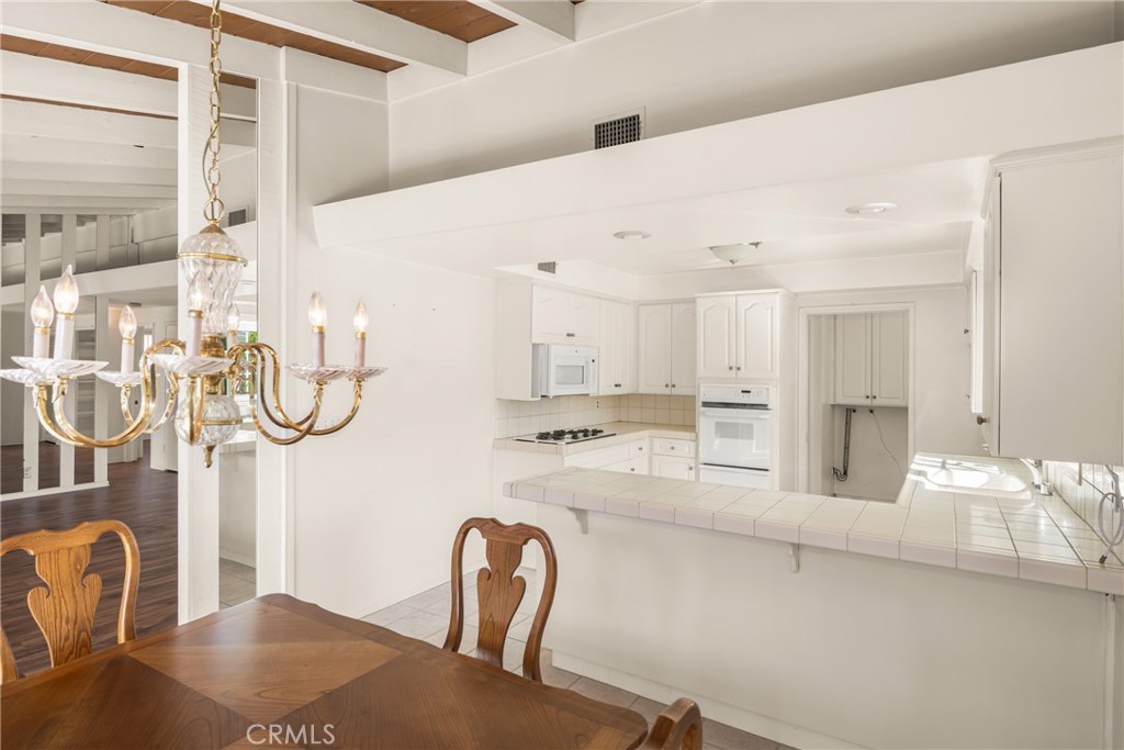 14031 La Barca Drive