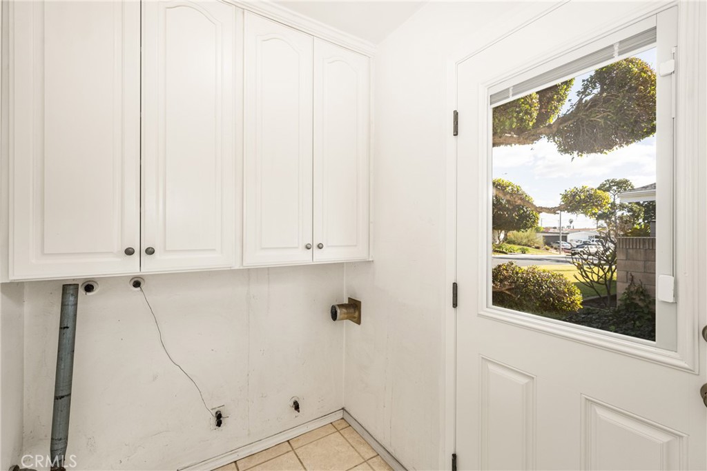 14031 La Barca Drive