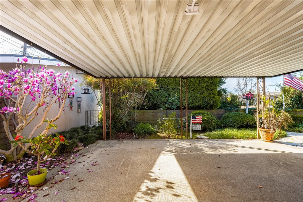 14031 La Barca Drive