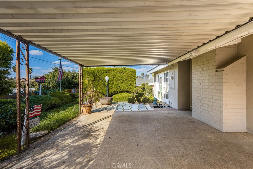 14031 La Barca Drive