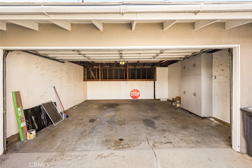 14031 La Barca Drive