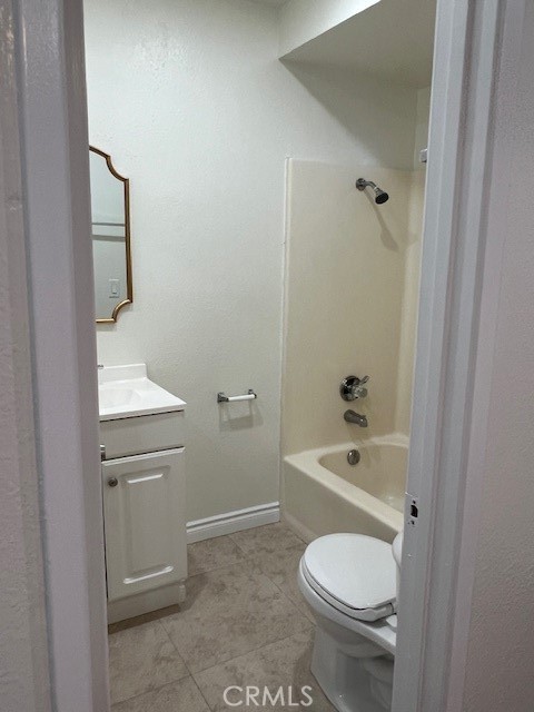 13772 Euclid Street 6