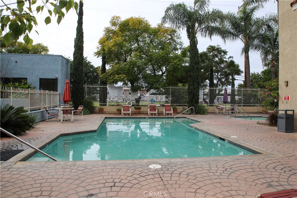 550 Orange Avenue 137