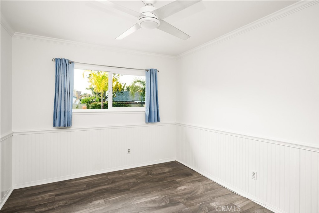 401 E Riverview Avenue