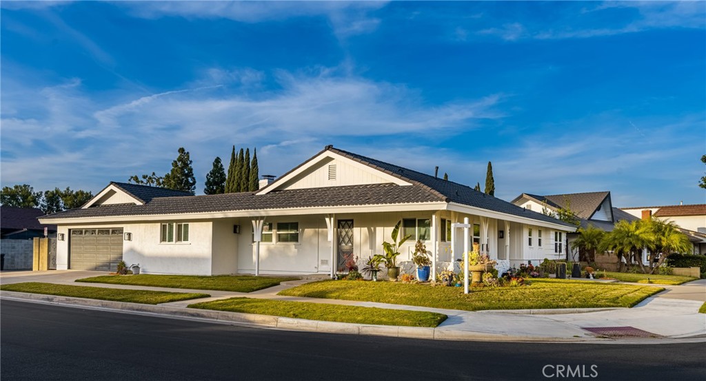 401 E Riverview Avenue