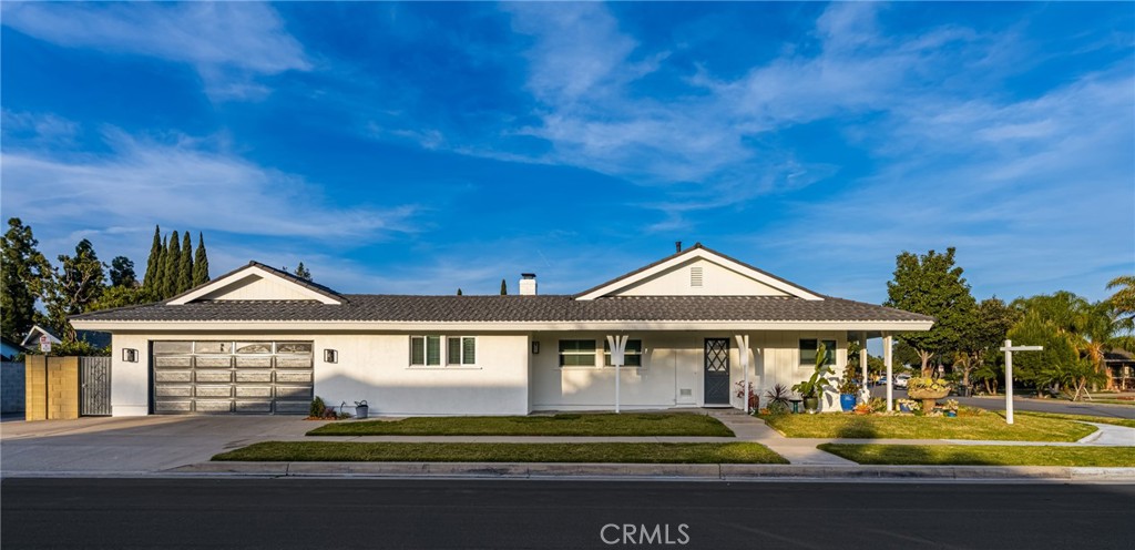 401 E Riverview Avenue