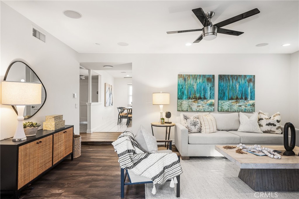 401 E Riverview Avenue