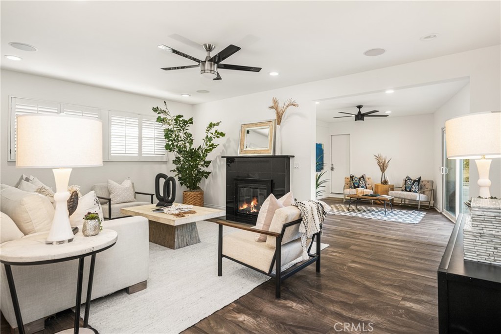 401 E Riverview Avenue