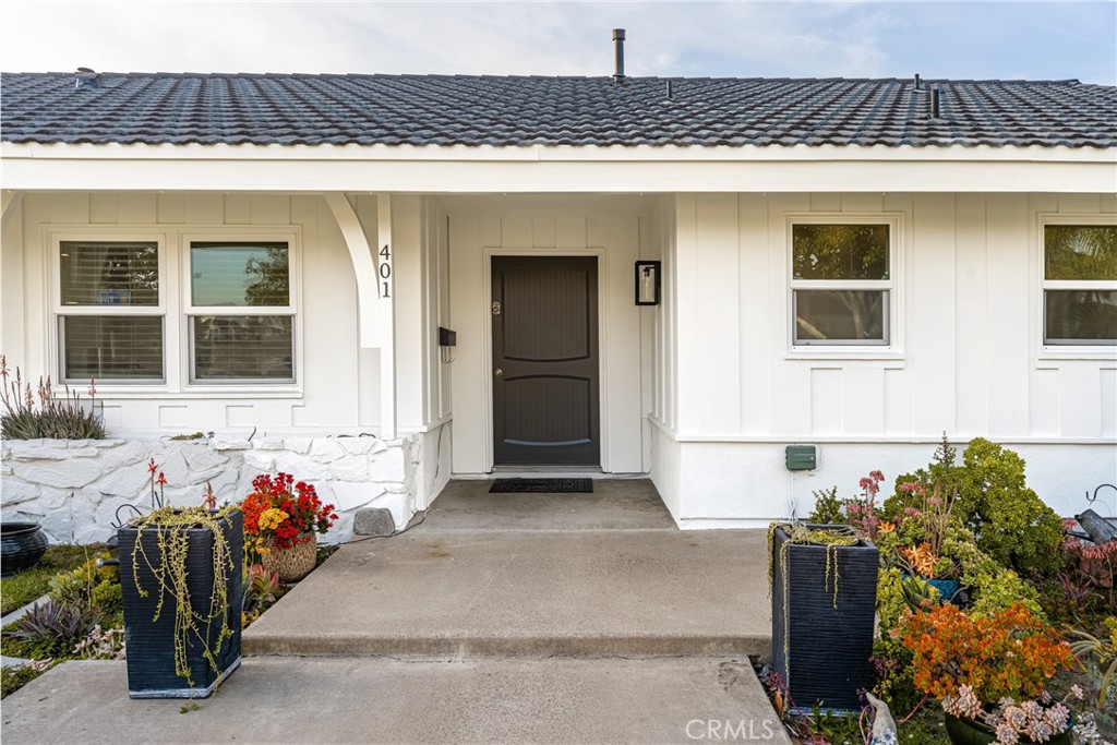 401 E Riverview Avenue