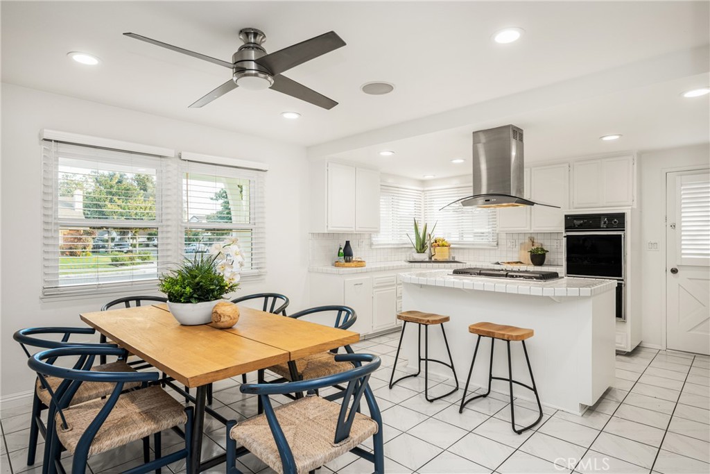 401 E Riverview Avenue