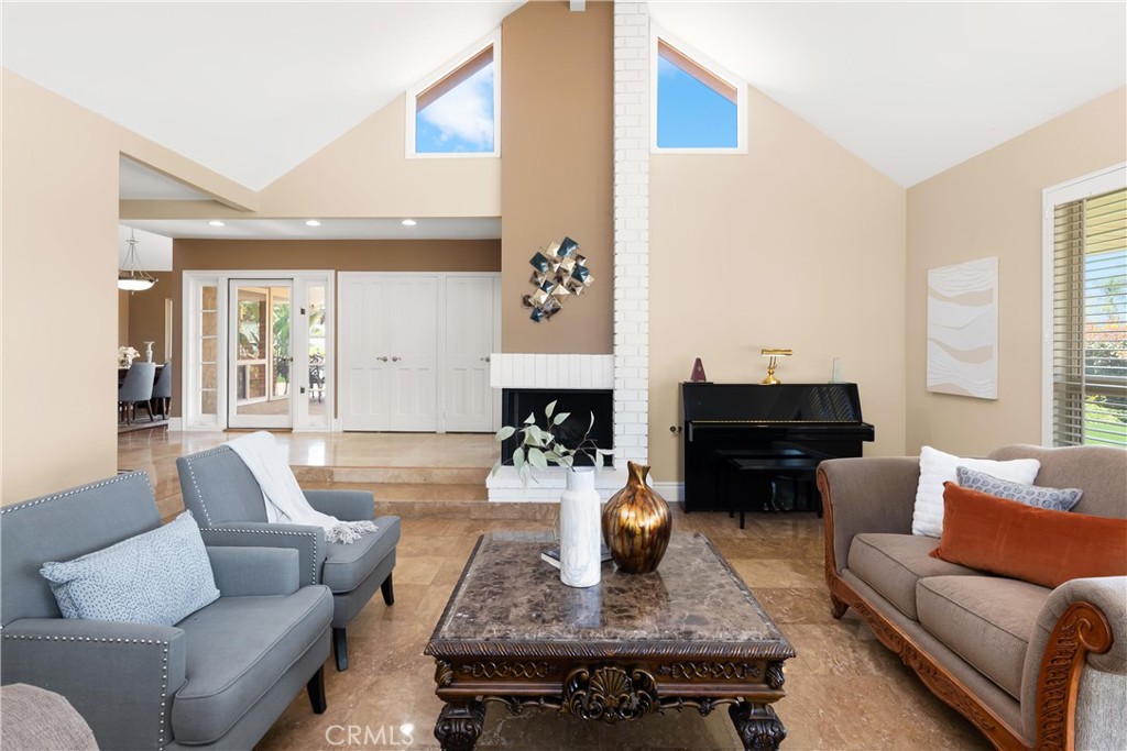 18811 Ridgeview Circle