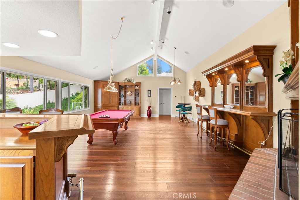 18811 Ridgeview Circle