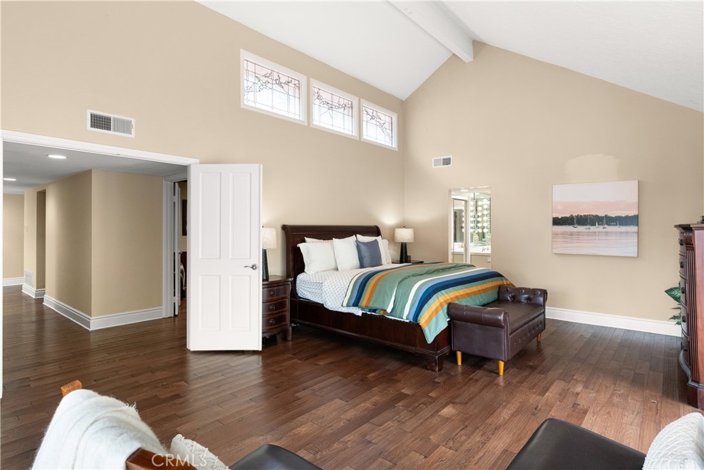 18811 Ridgeview Circle