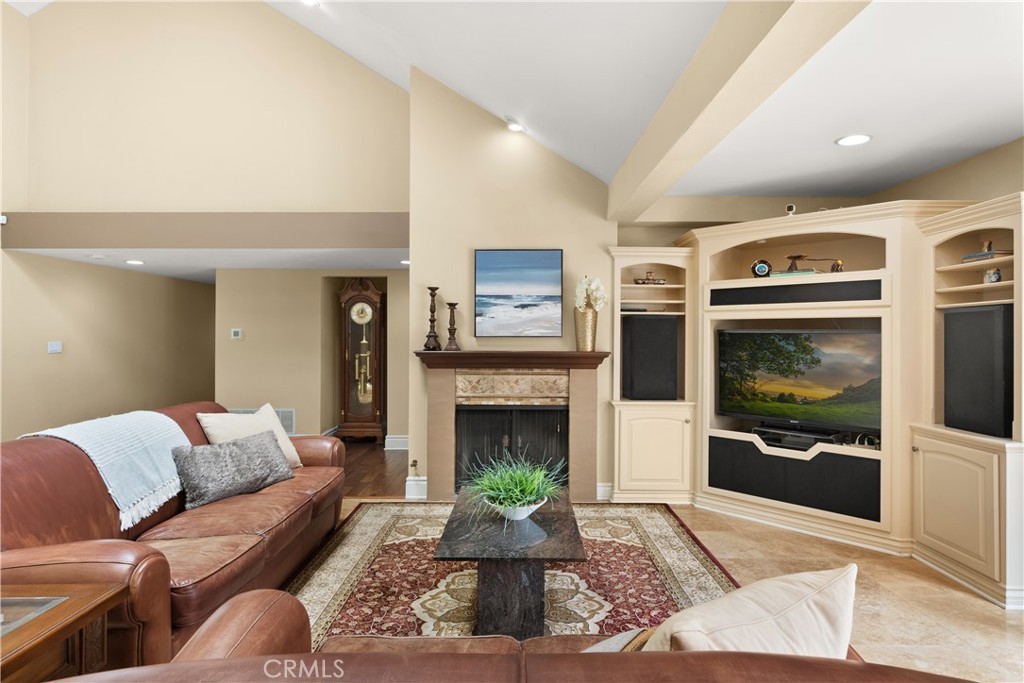 18811 Ridgeview Circle