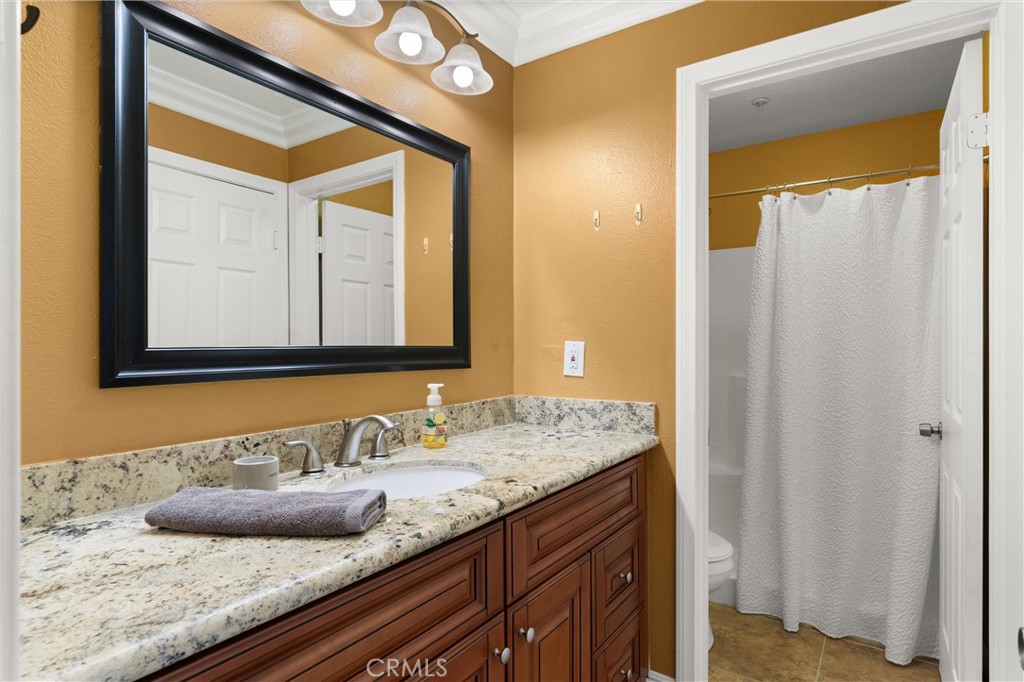 1104 Thoroughbred Lane