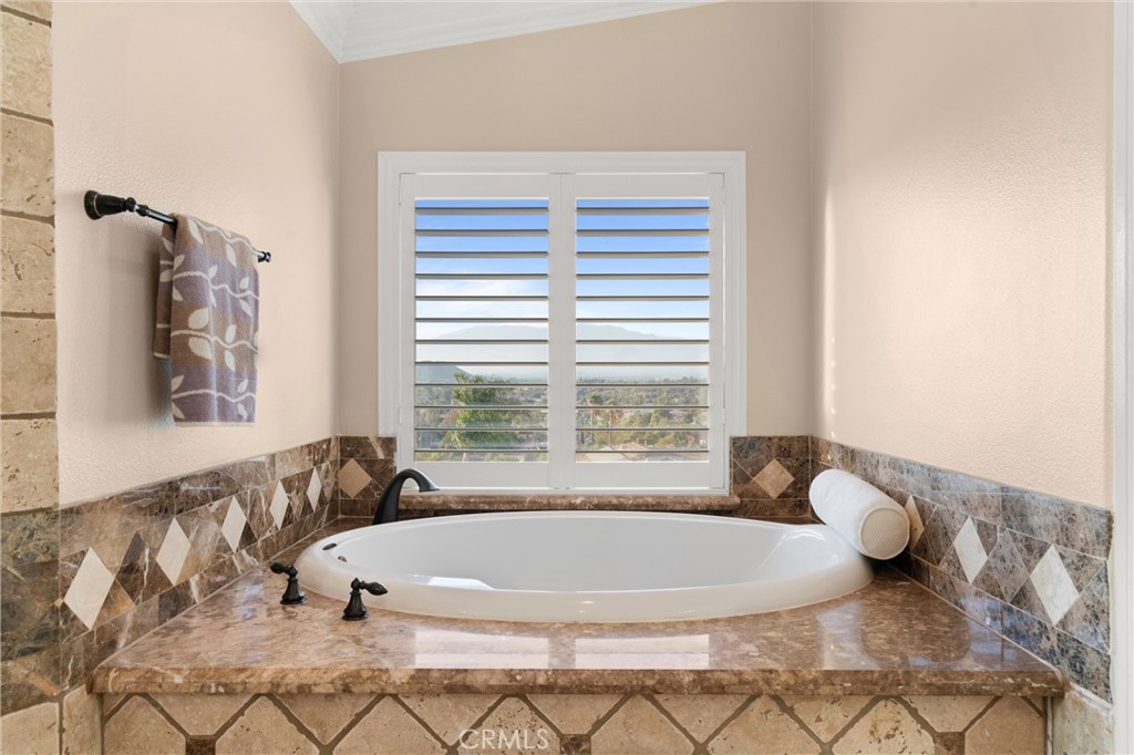 1104 Thoroughbred Lane