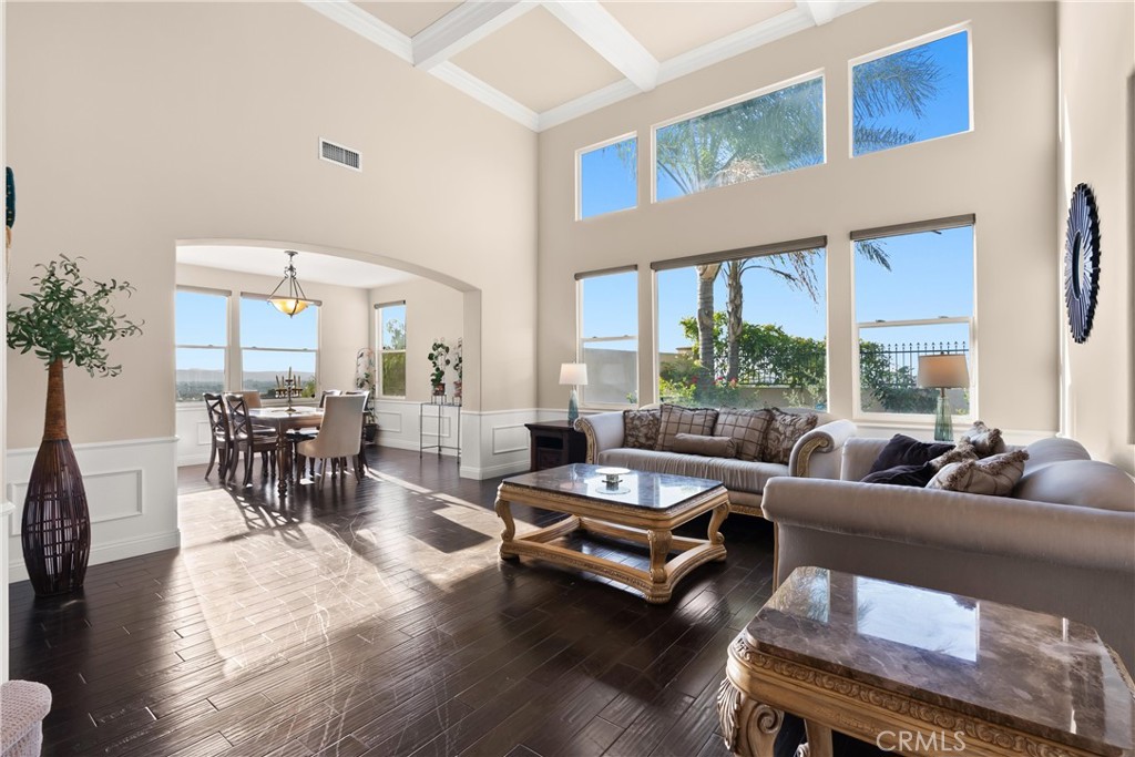 1104 Thoroughbred Lane