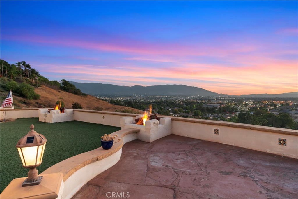 1104 Thoroughbred Lane