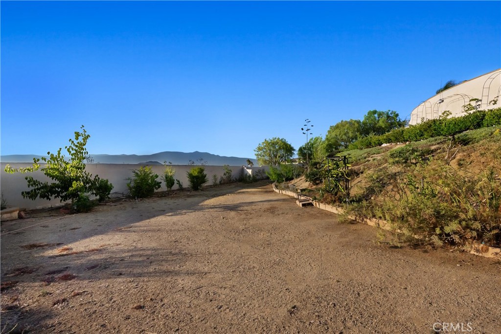 1104 Thoroughbred Lane