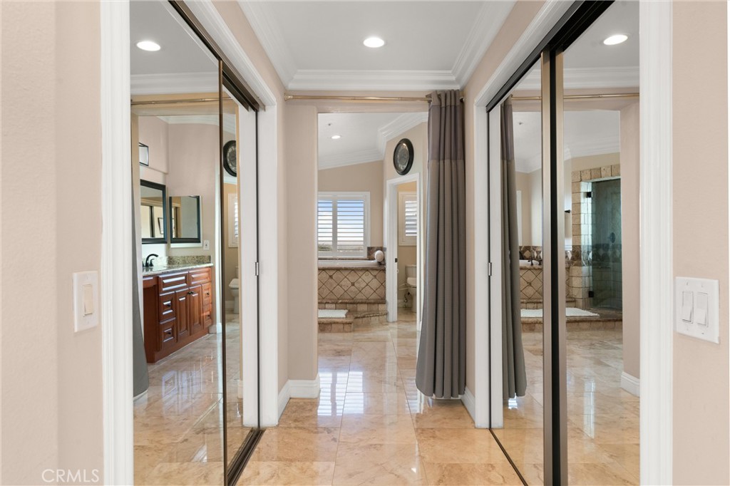 1104 Thoroughbred Lane