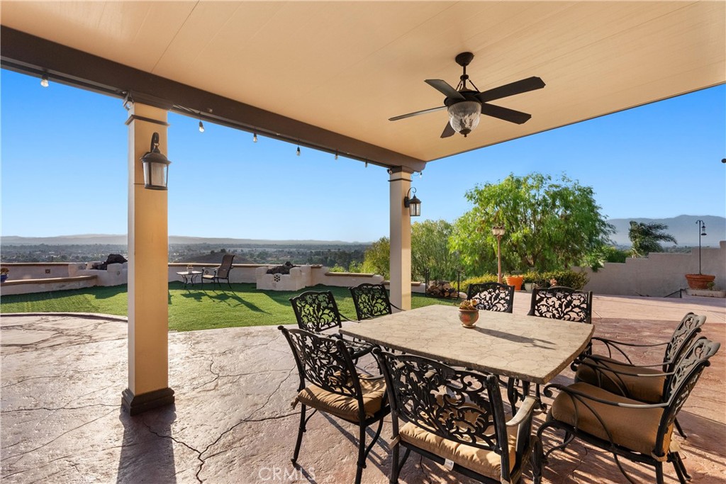 1104 Thoroughbred Lane