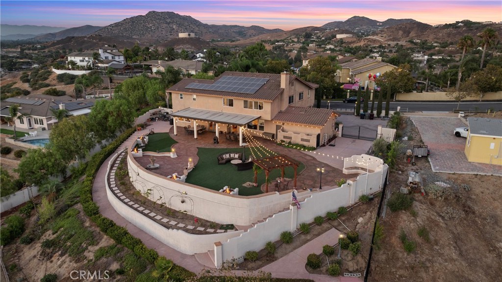 1104 Thoroughbred Lane