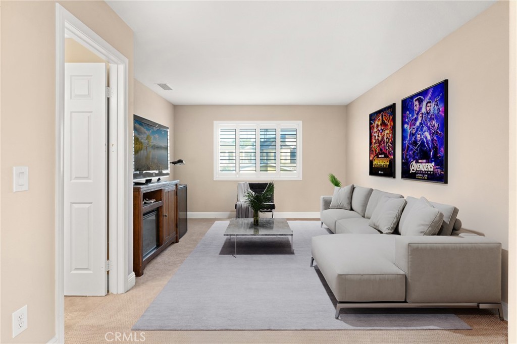 1104 Thoroughbred Lane