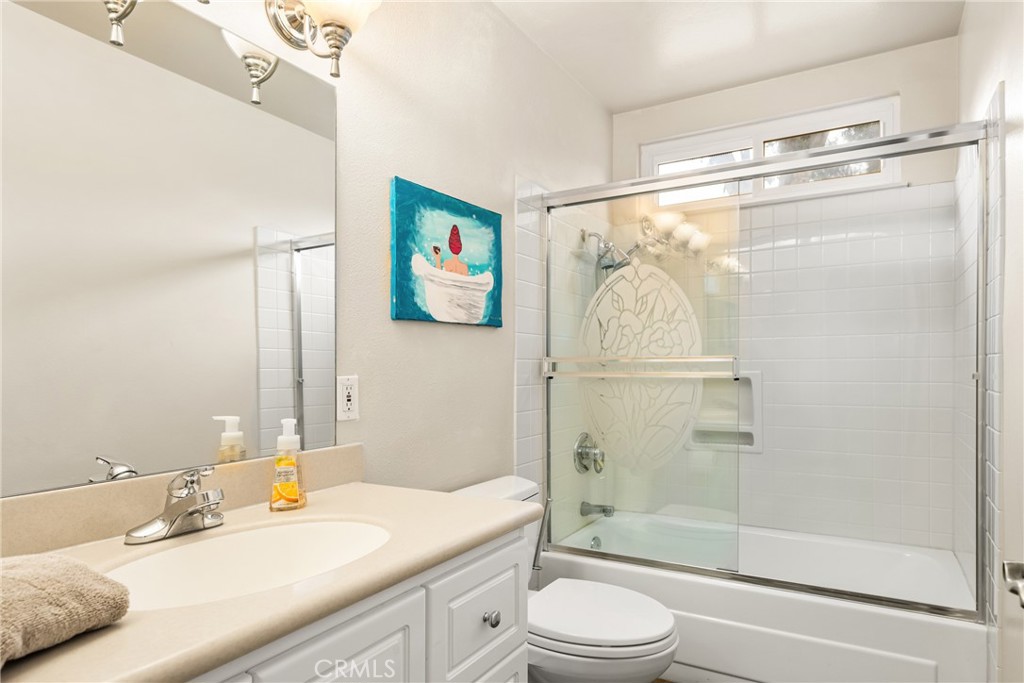 6062 Kingsbriar Drive