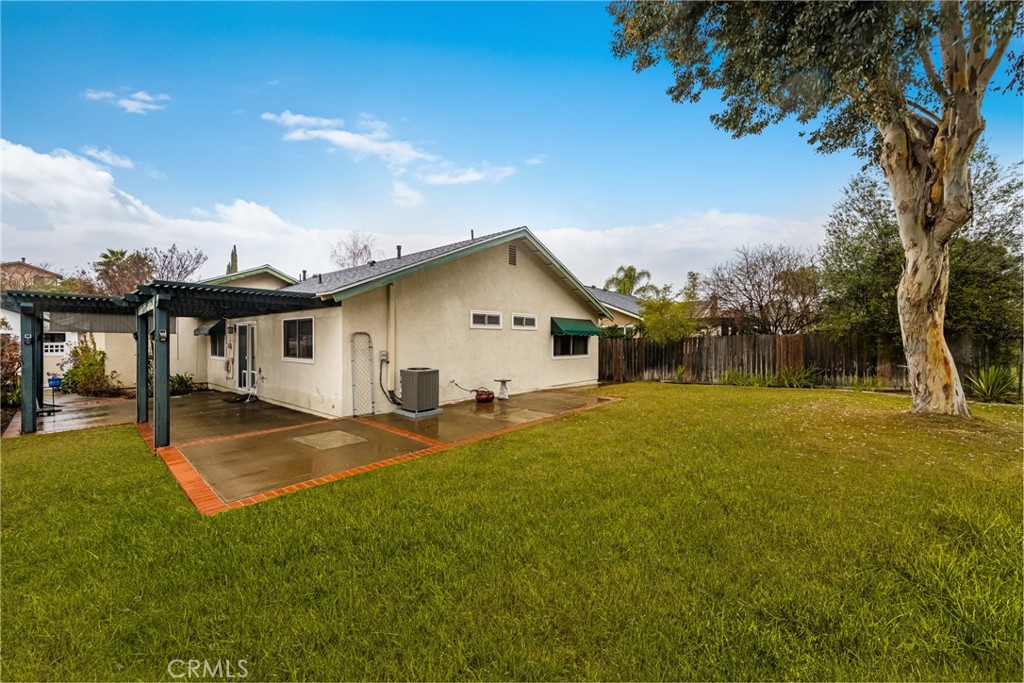 6062 Kingsbriar Drive