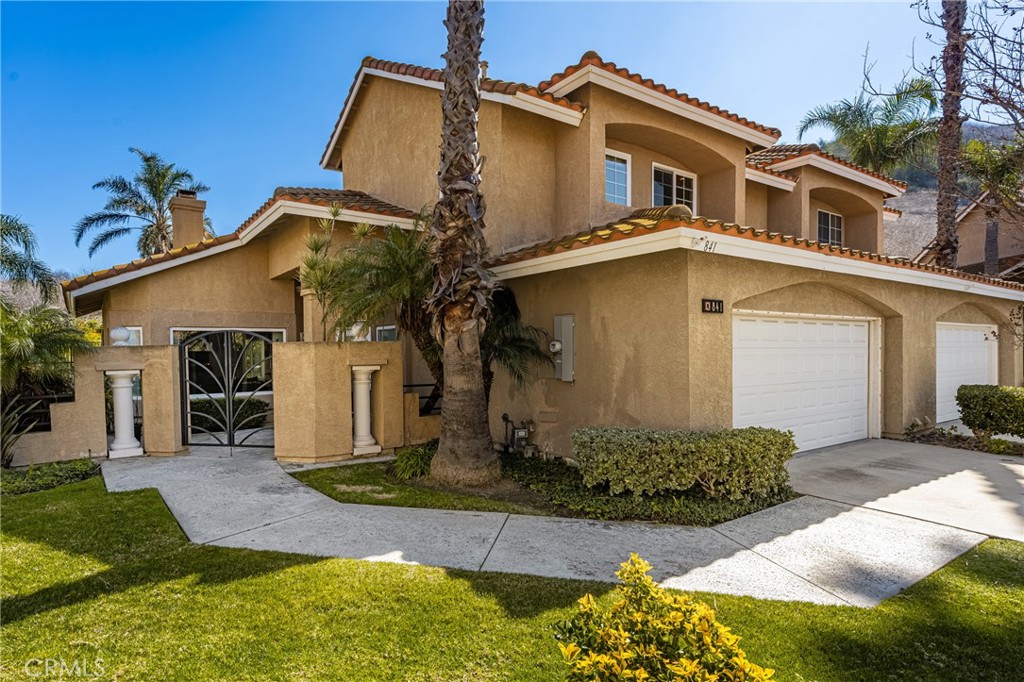 841 S Shanada Court