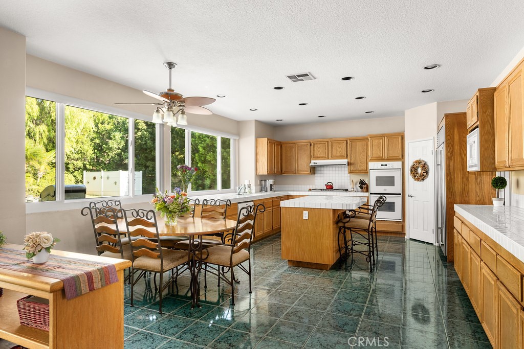 27015 Maiden Moor Lane