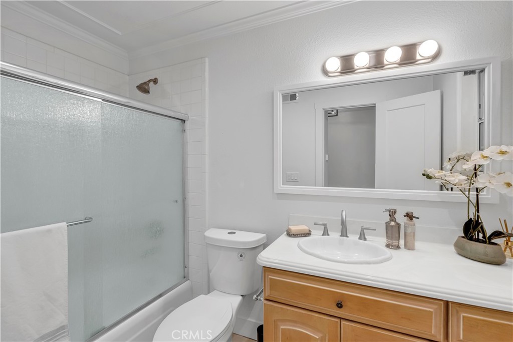 16821 Montclair Lane