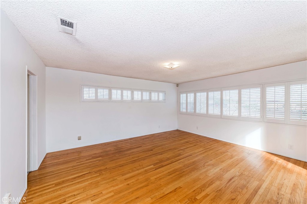 2139 W 169th Place