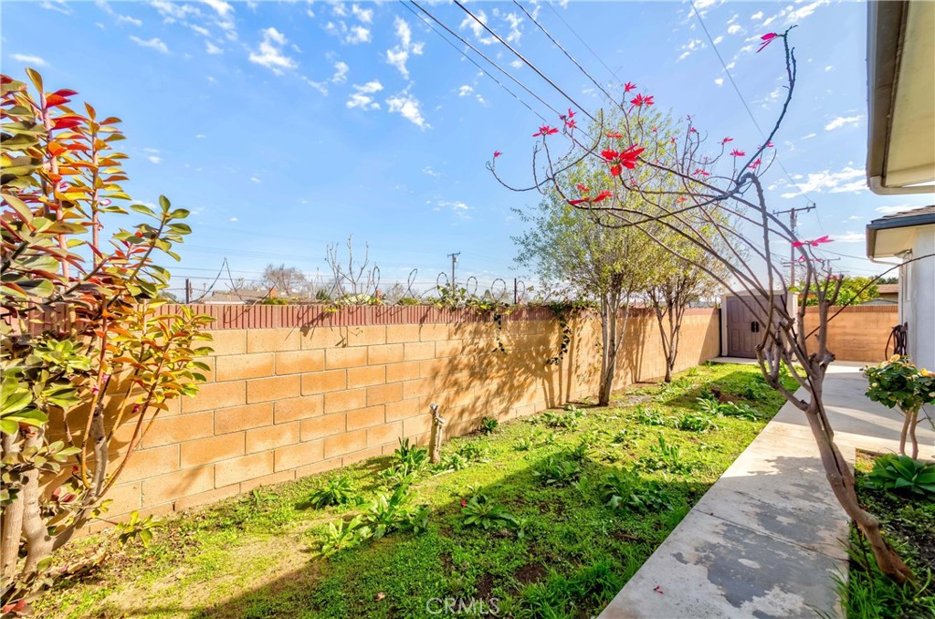 2139 W 169th Place