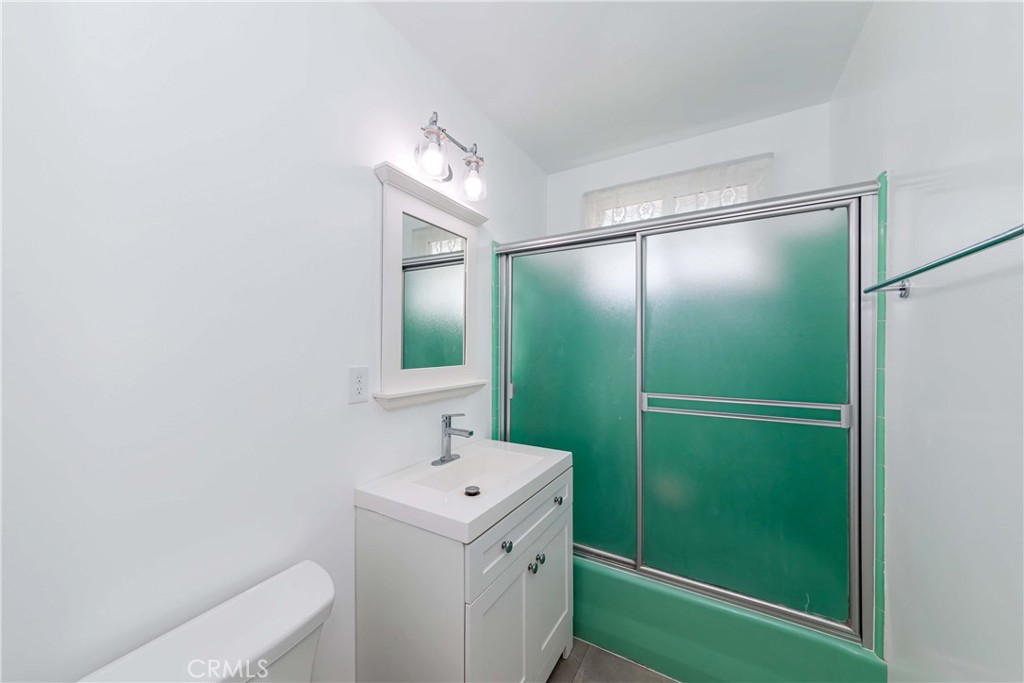 2139 W 169th Place