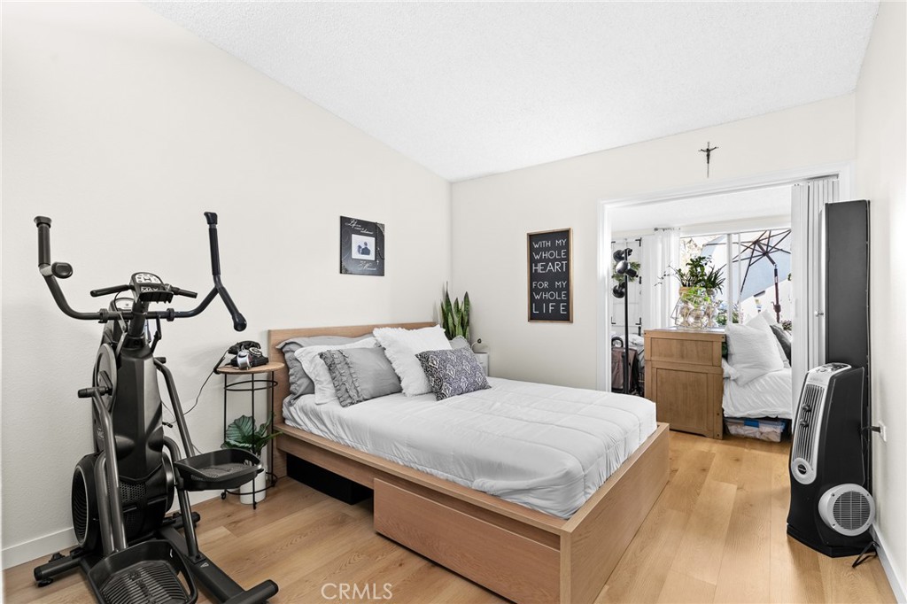 13121 Del Monte Dr M11-283J