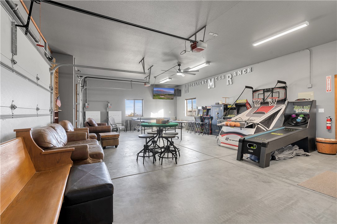 61430 Moonlight Mesa