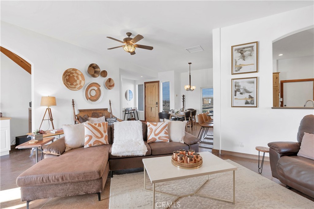 61430 Moonlight Mesa