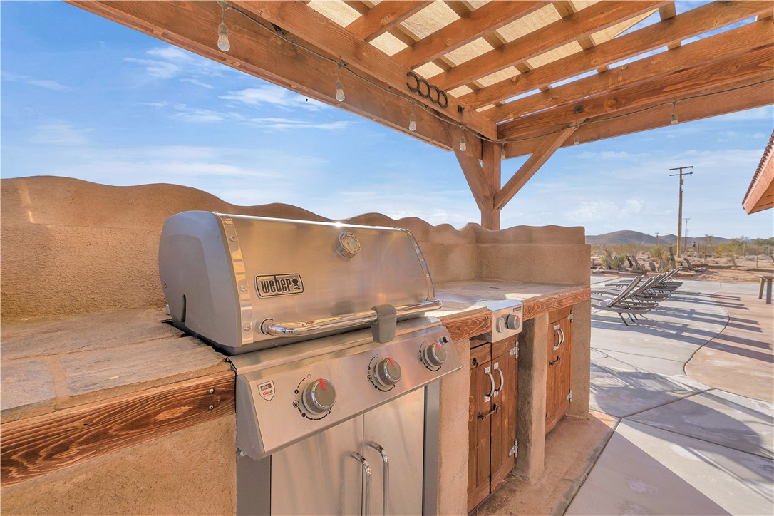 61430 Moonlight Mesa