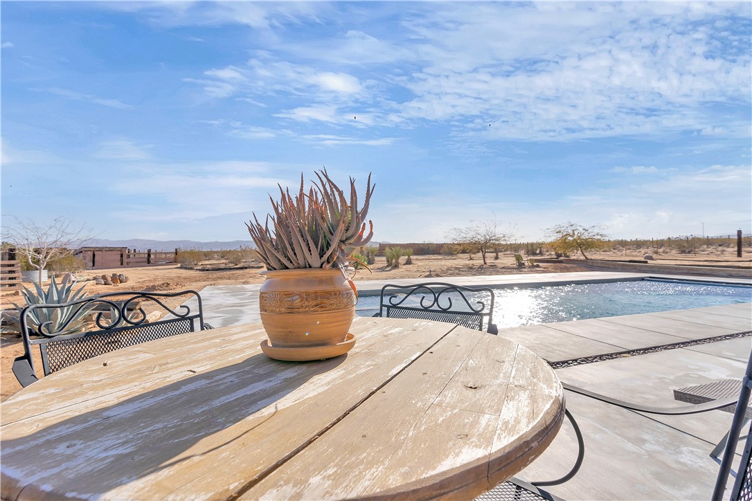 61430 Moonlight Mesa