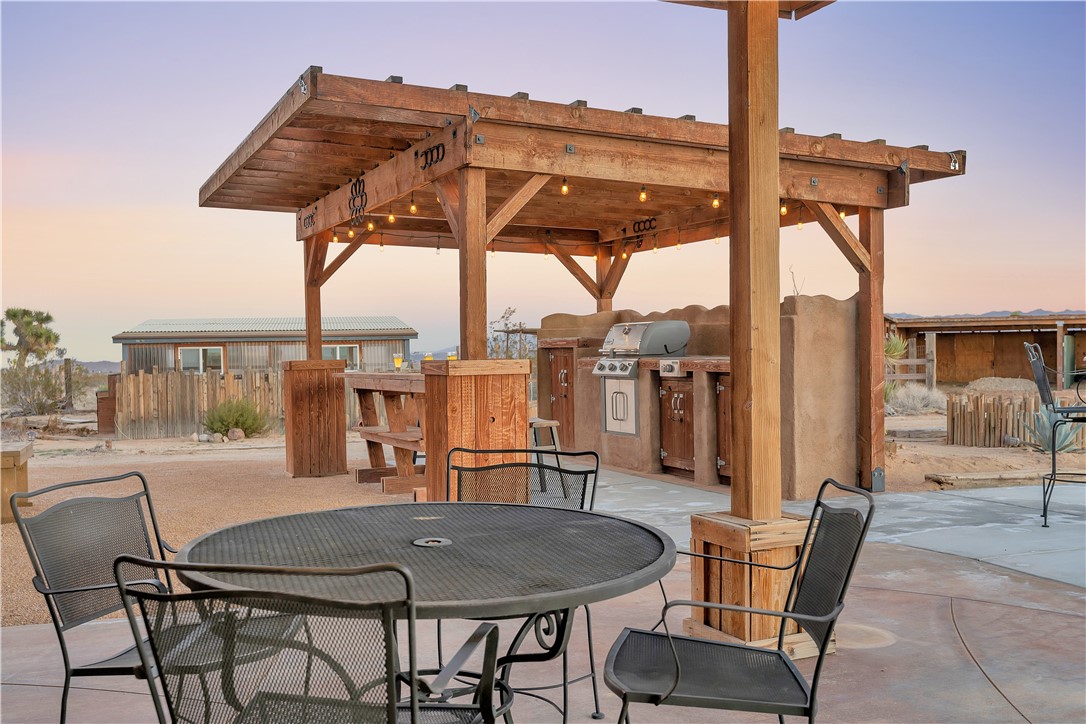 61430 Moonlight Mesa