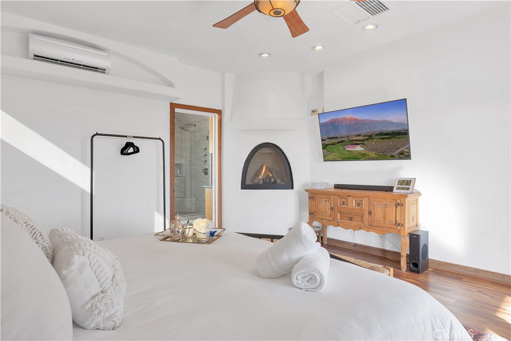 61430 Moonlight Mesa