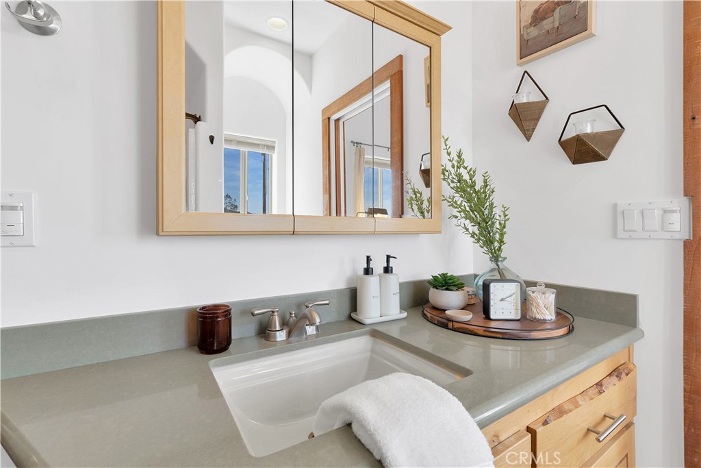 61430 Moonlight Mesa